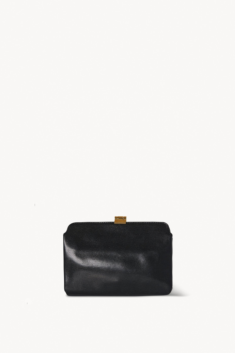 Amazon Clutch in Leather 1