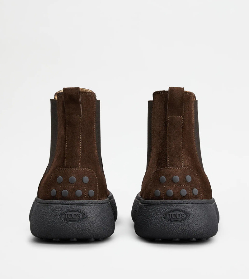 TOD'S W. G. CHELSEA 부스 - BROWN 3