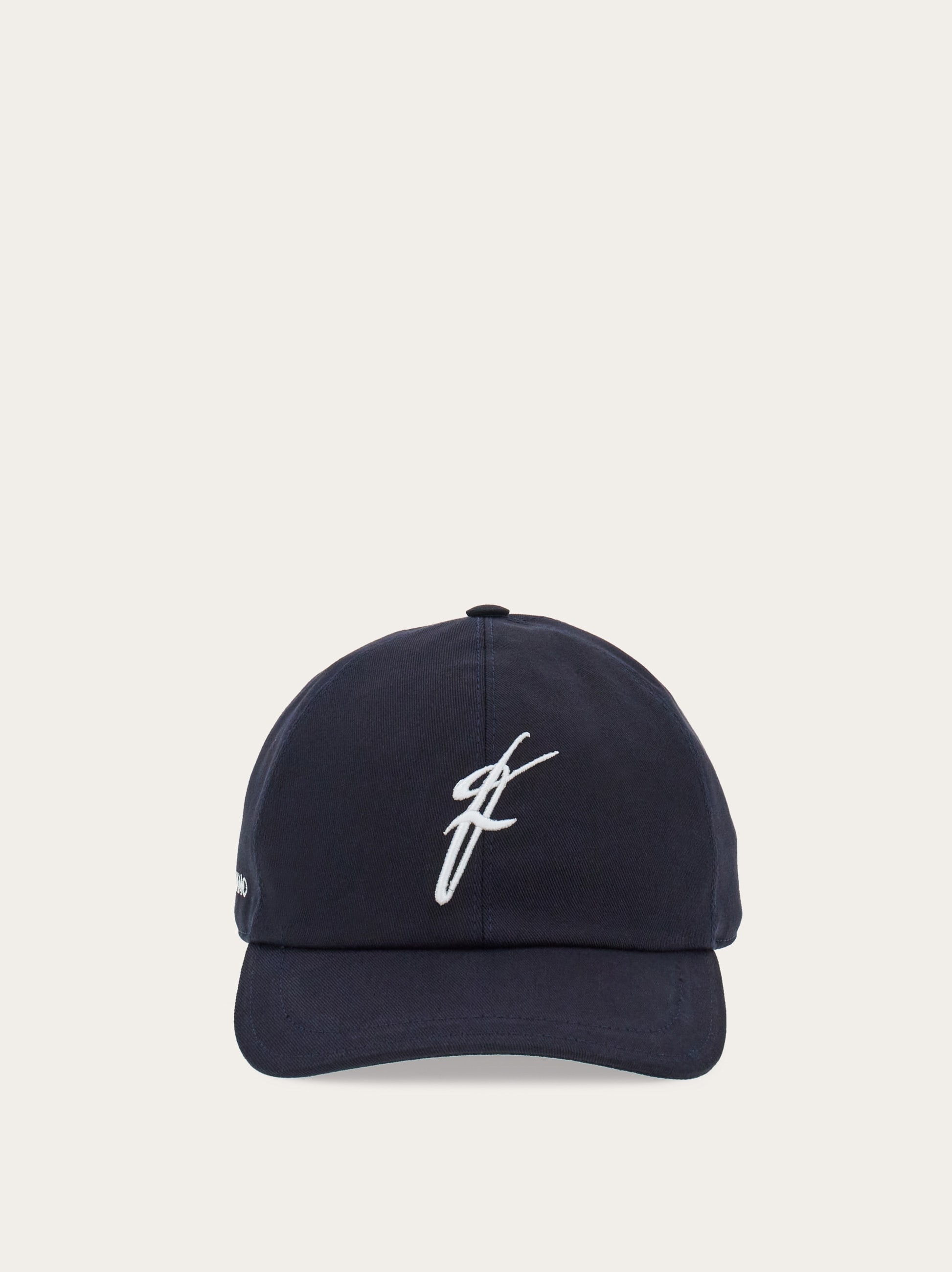 Baseball cap with logo - 1