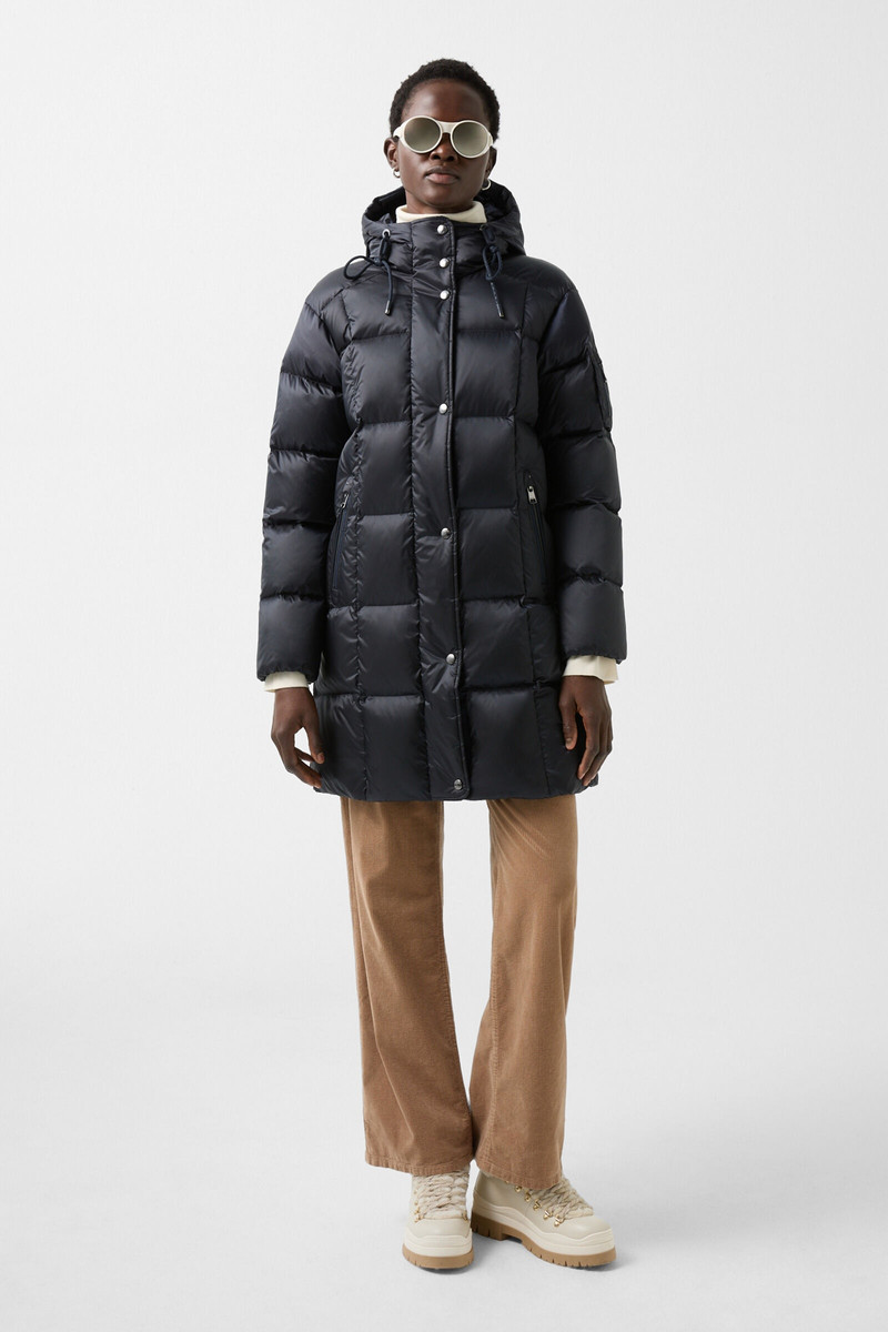Fanja Down coat in Navy blue 3