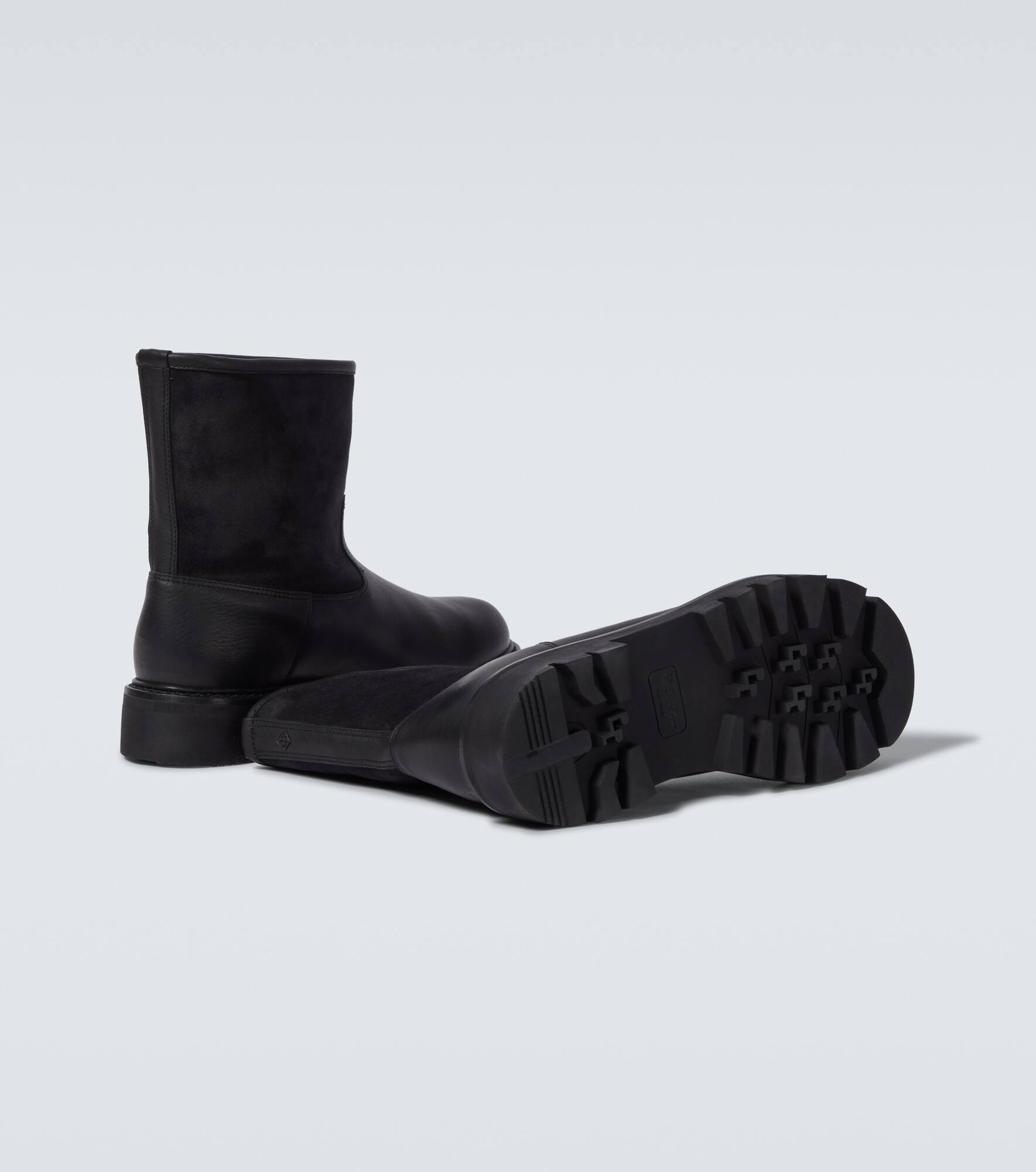 Suilven suede and leather ankle boots - 7