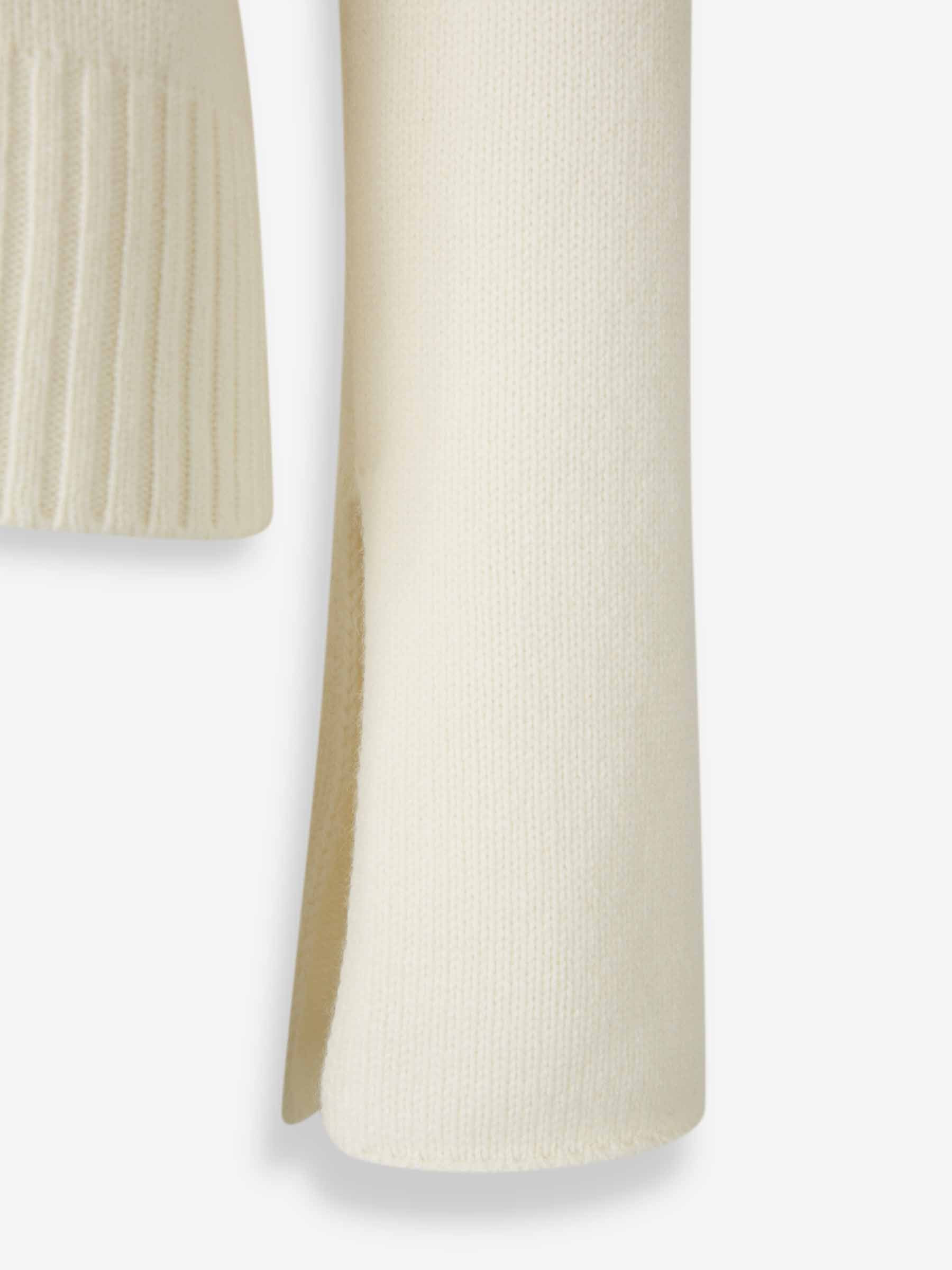 ROUND NECK SWEATER - 5
