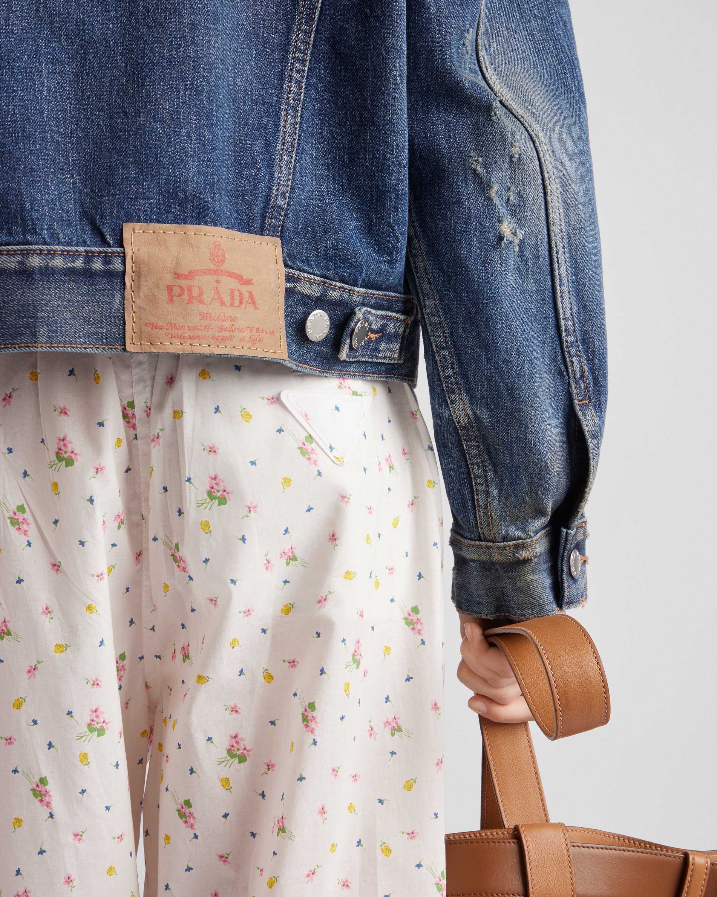 Floral print cotton batiste pants - 4