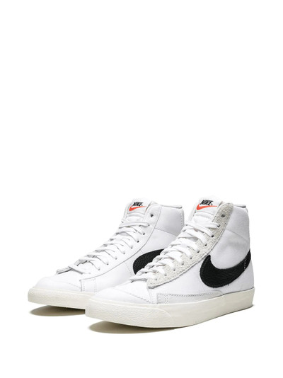 Nike Blazer Mid 77 sneakers outlook