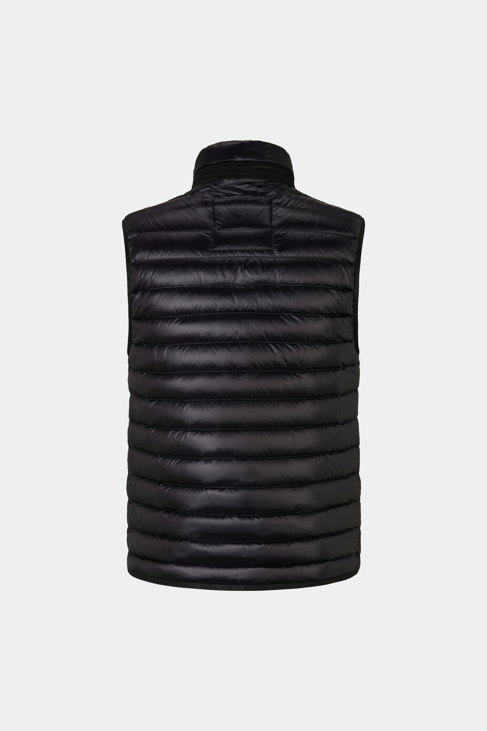 Lasse Lightweight down gilet in Black - 8