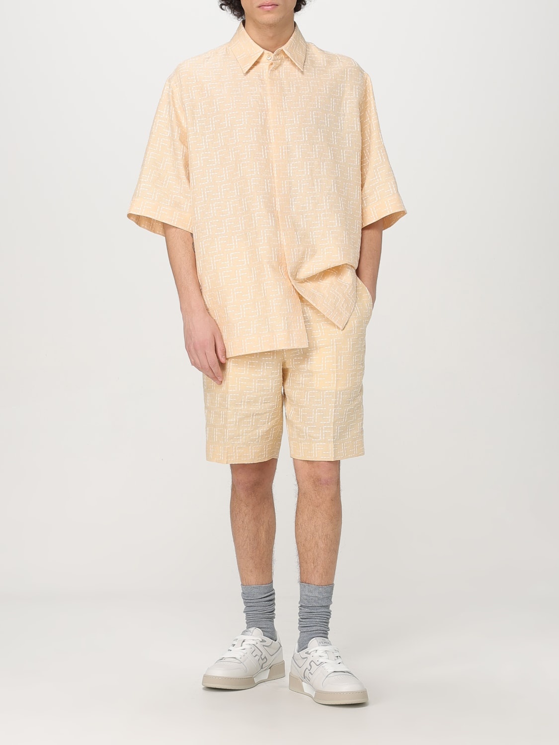 Short men Fendi - 2
