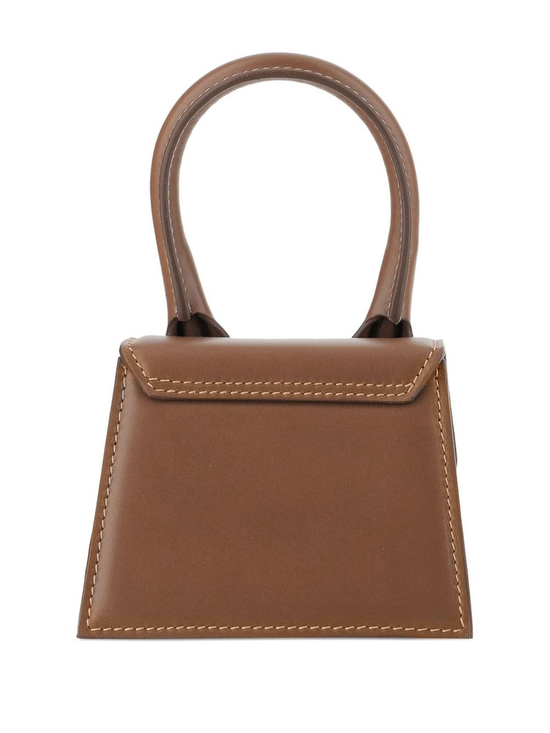 JACQUEMUS The average Chiquito leather bag outlook