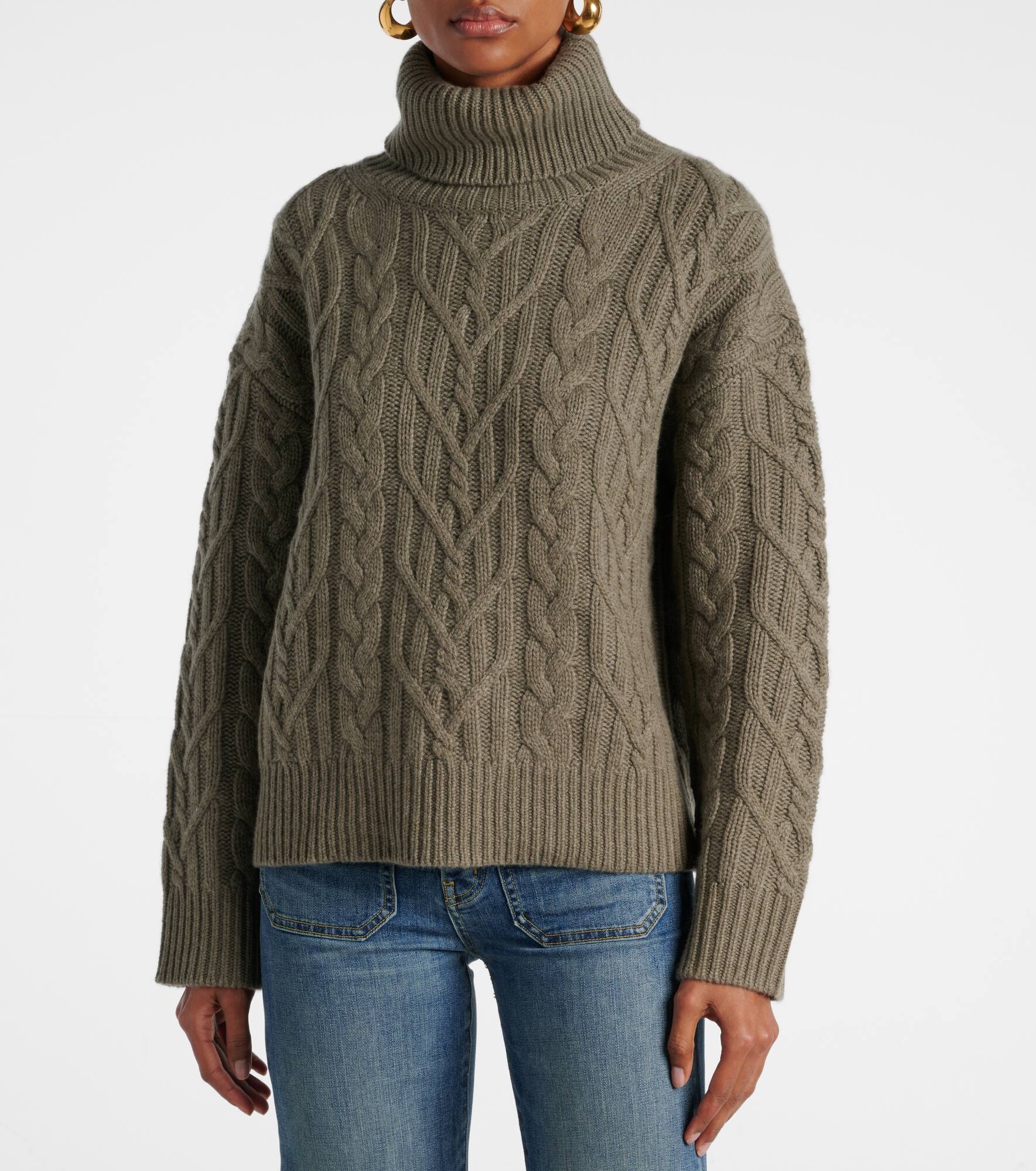 Gigi cable-knit cashmere turtleneck sweater - 4