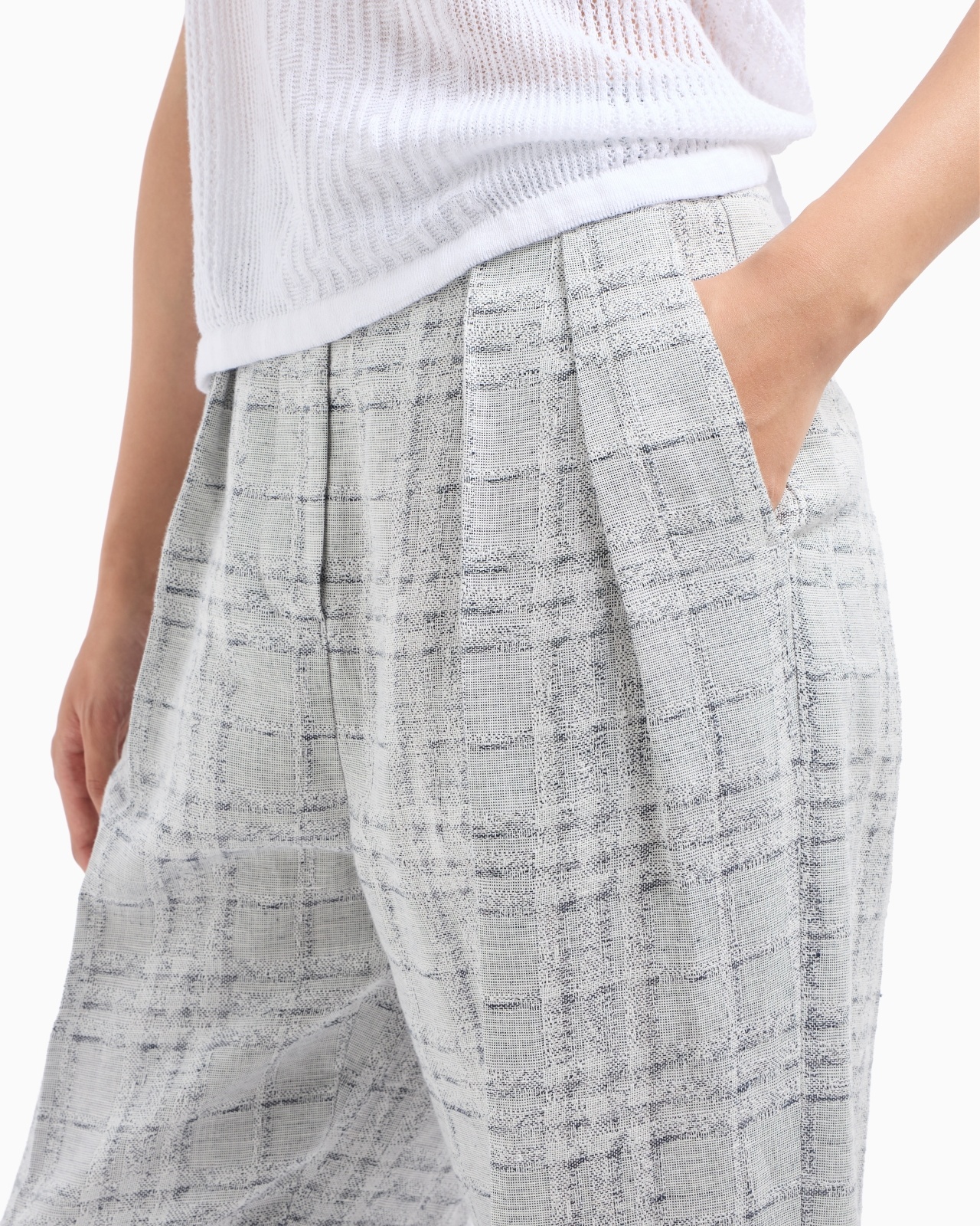 ICON CHECK-MOTIF LINEN-BLEND TROUSERS WITH PLEATS - 5