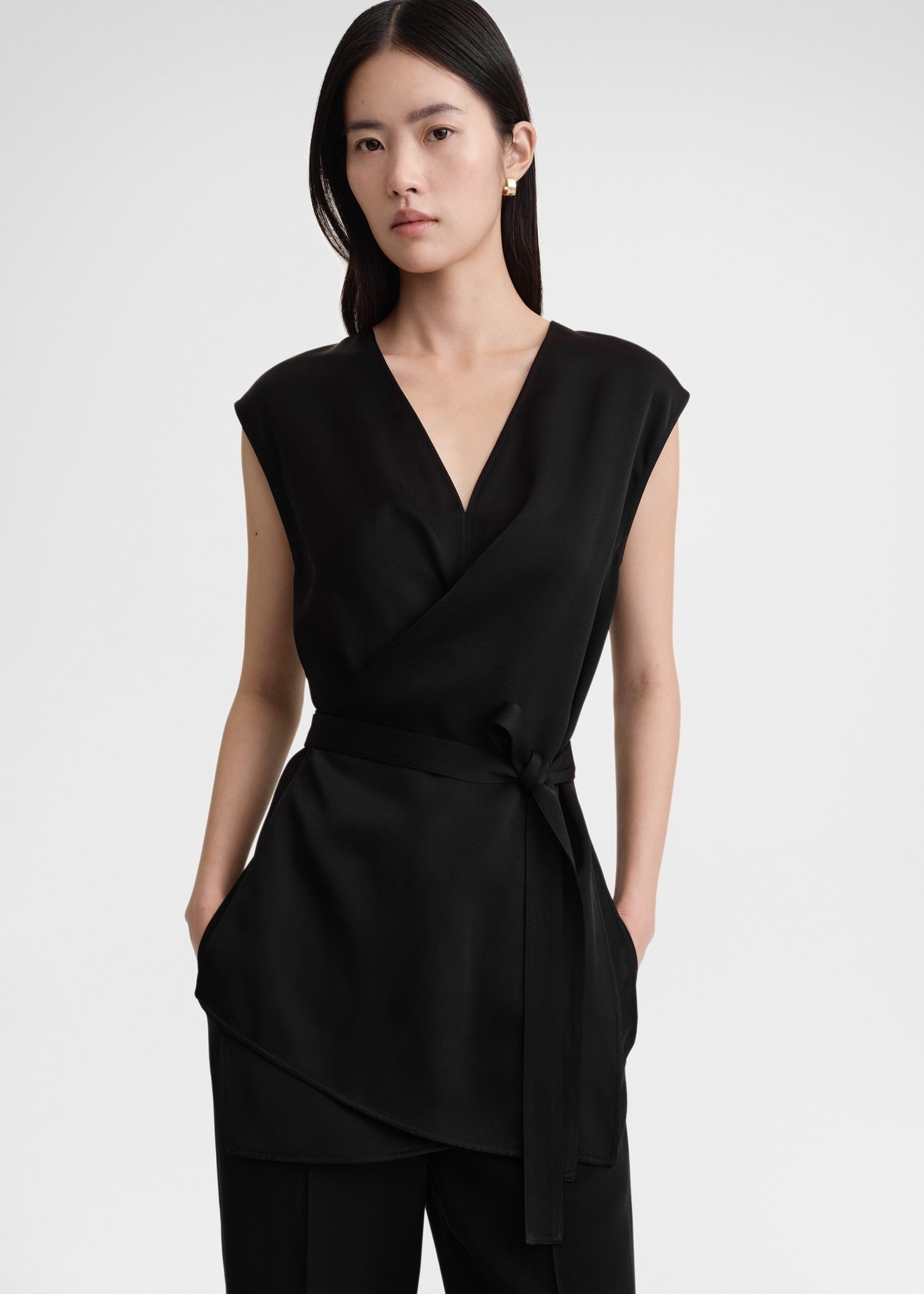 Totême Twisted satin tie top black | REVERSIBLE