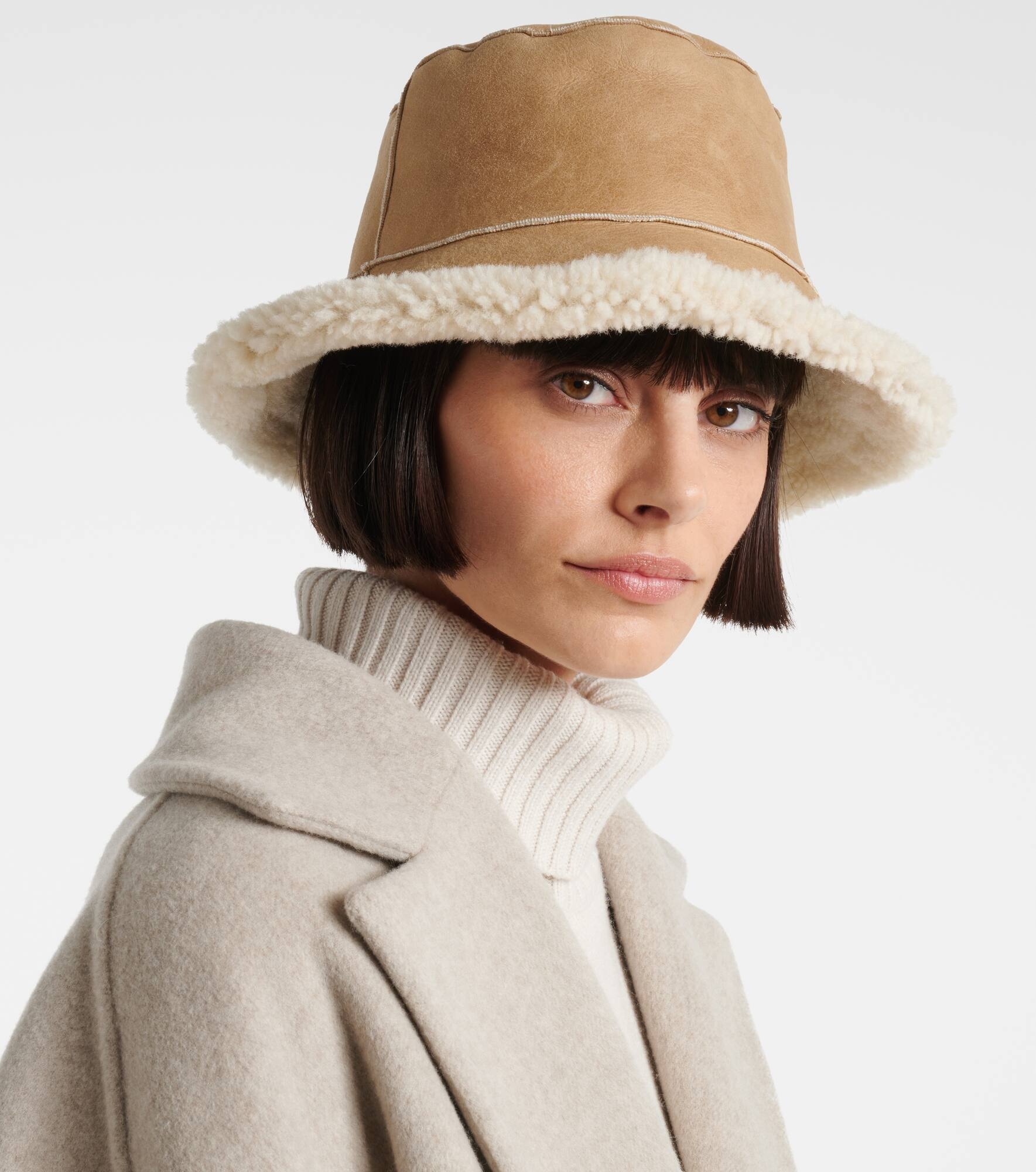 Reversible shearling bucket hat - 5