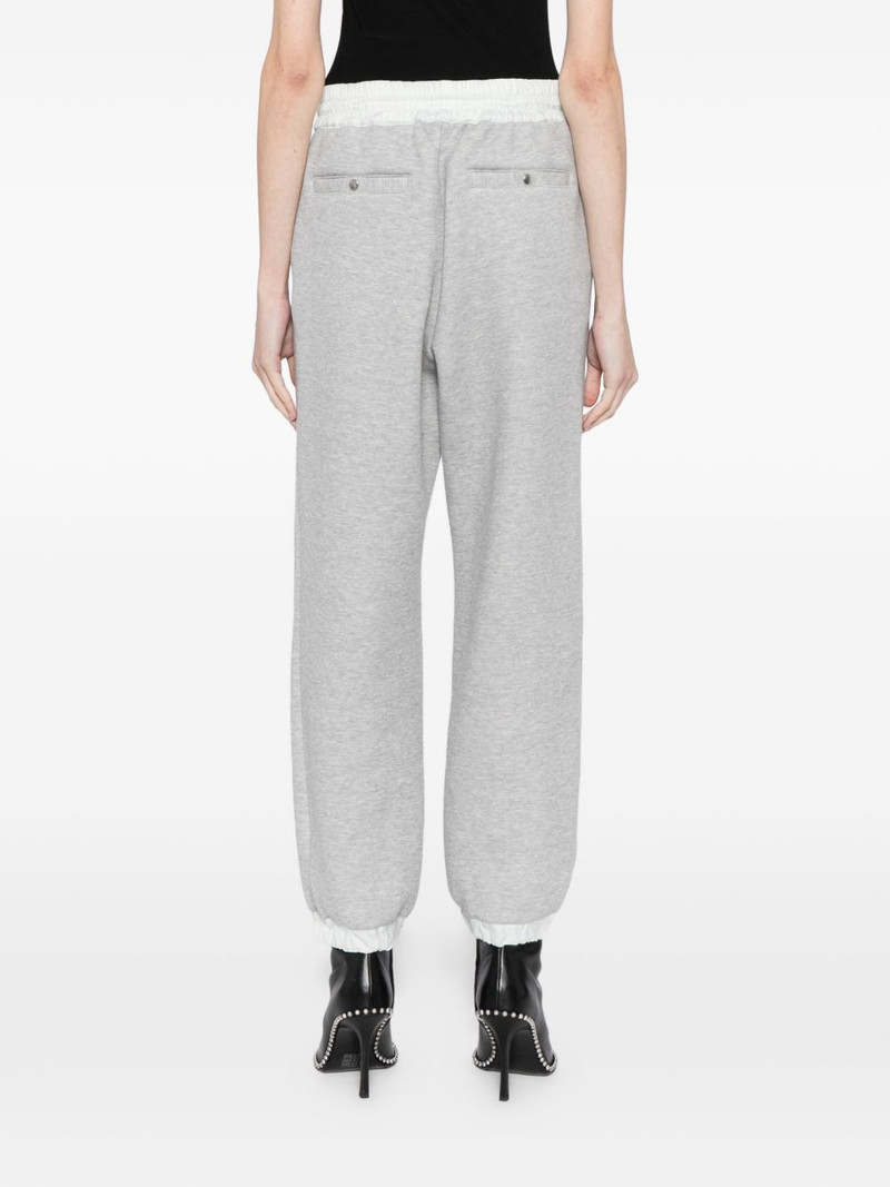 contrast-colour trousers 4