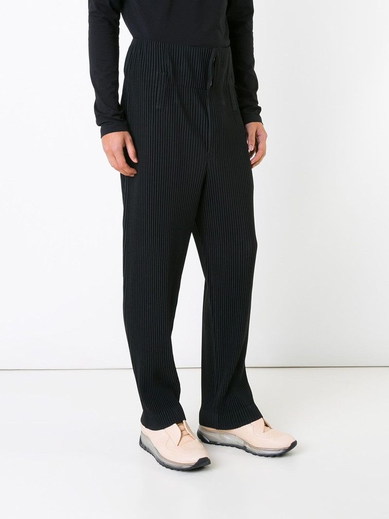 drop-crotch pleated trousers 3