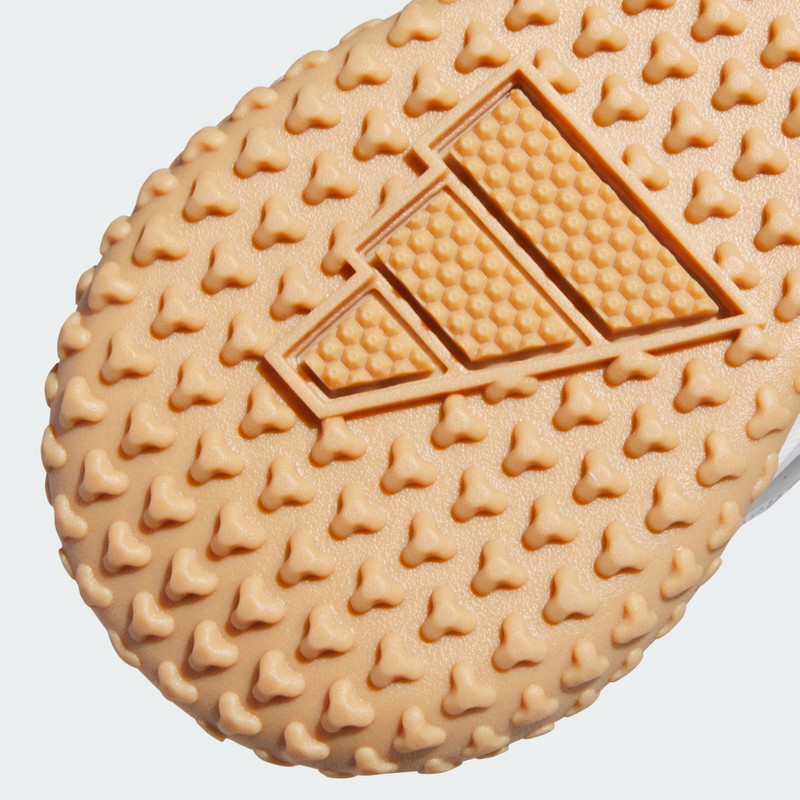Adizero DGT Turf Trainer 9