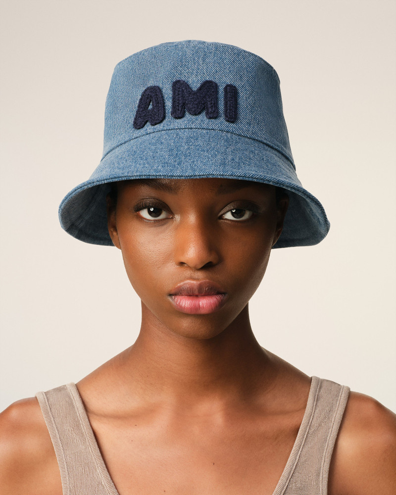 AMI Paris BLUE COTTON AMI PARIS PATCH BUCKET HAT outlook