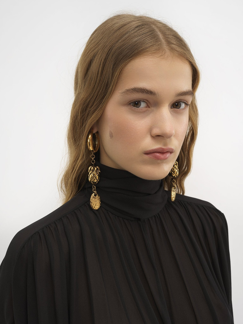 THE CHLOÉ FRUITS EARRINGS 4