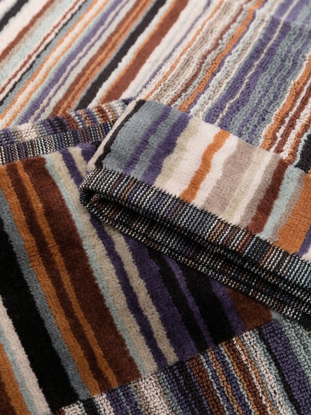 set of two striped towels - 2