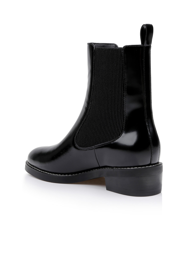 L'AGENCE Emma Leather Chelsea Boot outlook