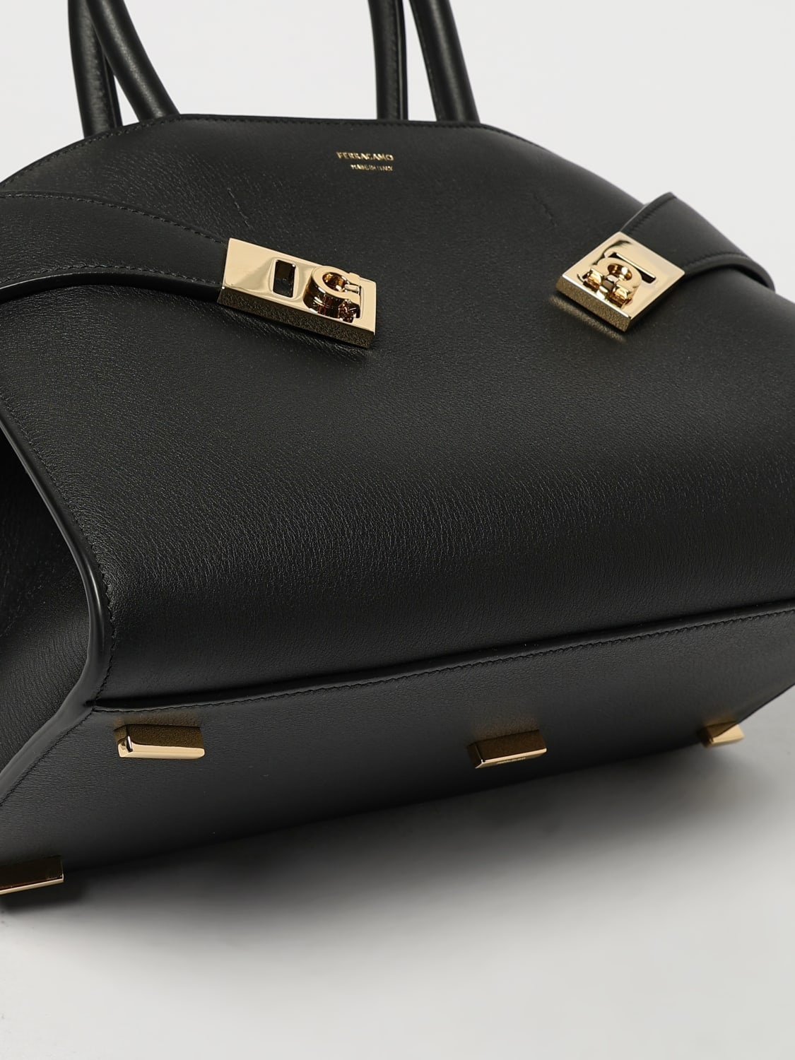 Handbag woman Ferragamo - 4