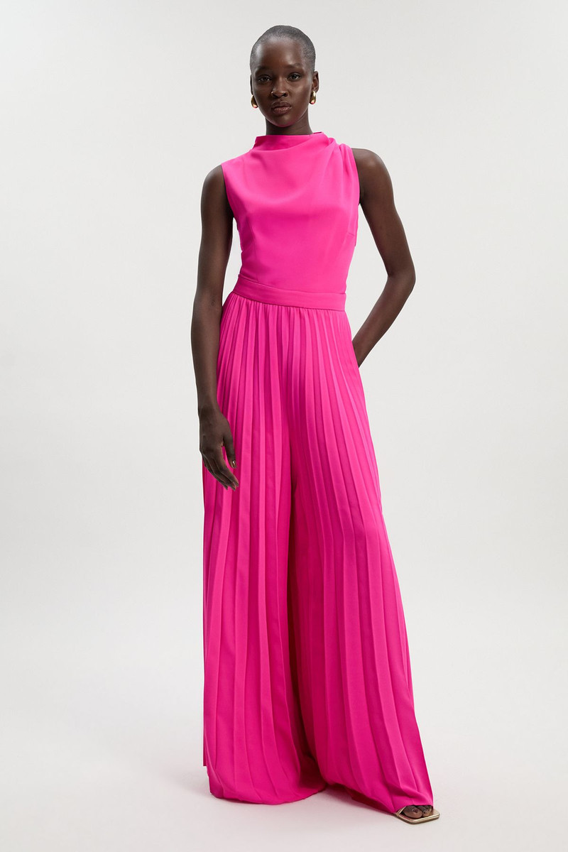 Soft Tailored Halter Neck Pleated Jumpsuit 3
