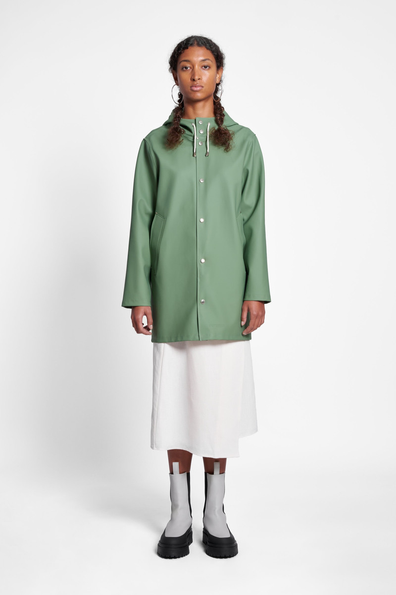 Stutterheim Stockholm Raincoat Loden Green outlook