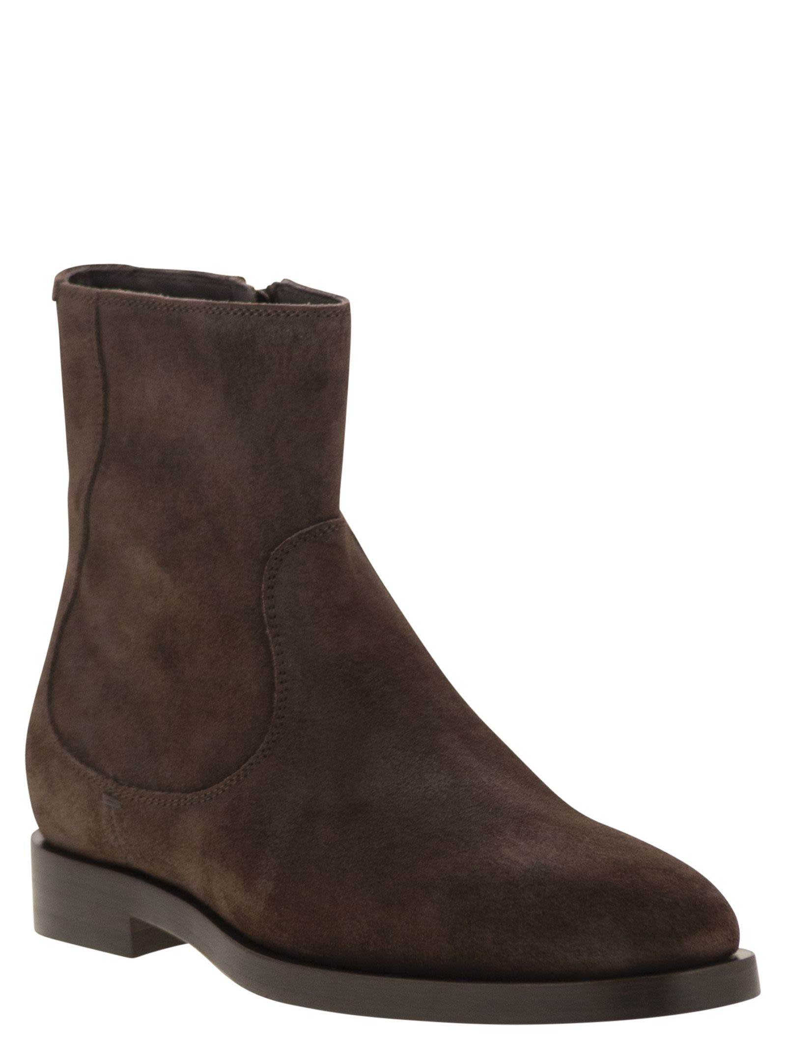 Brunello Cucinelli Men Chelsea Boot In Suede - 2