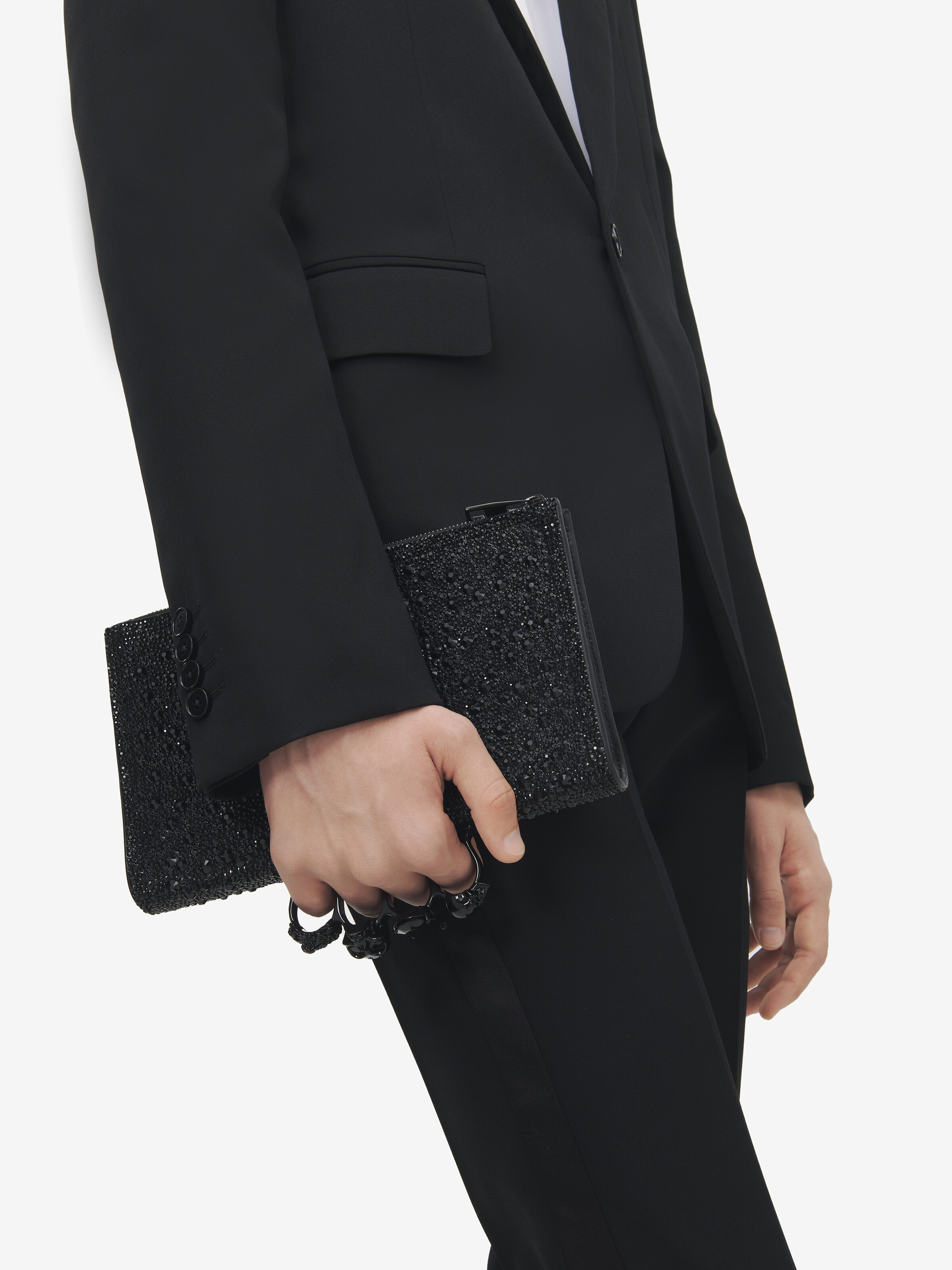 Knuckle Flat Pouch - 2
