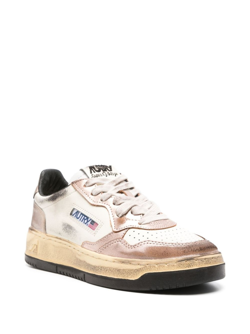 AUTRY Medalist Super Vintage distressed sneakers outlook