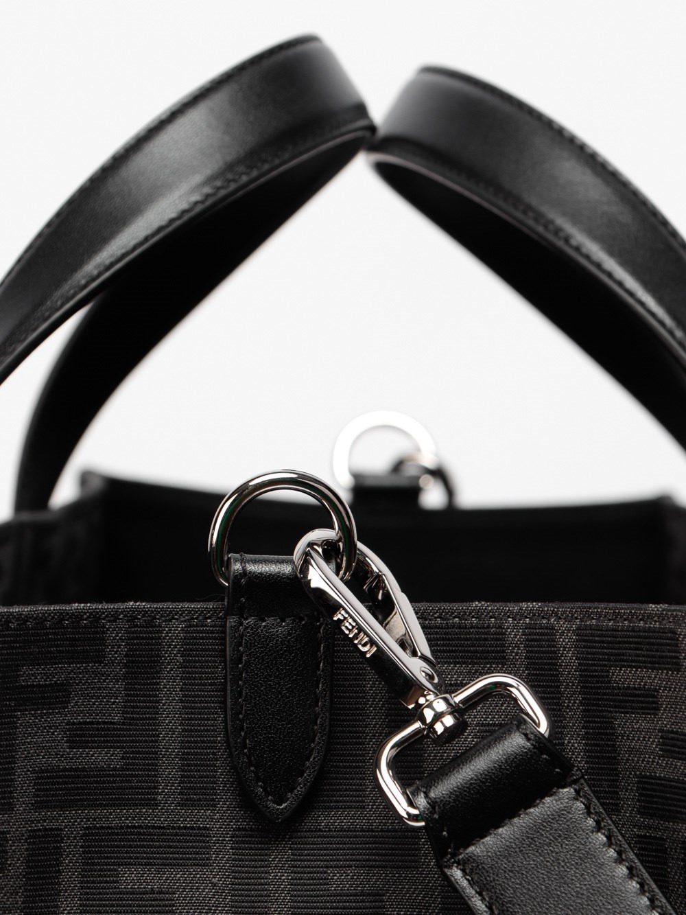 `FF` Jacquard Shopping Bag - 4