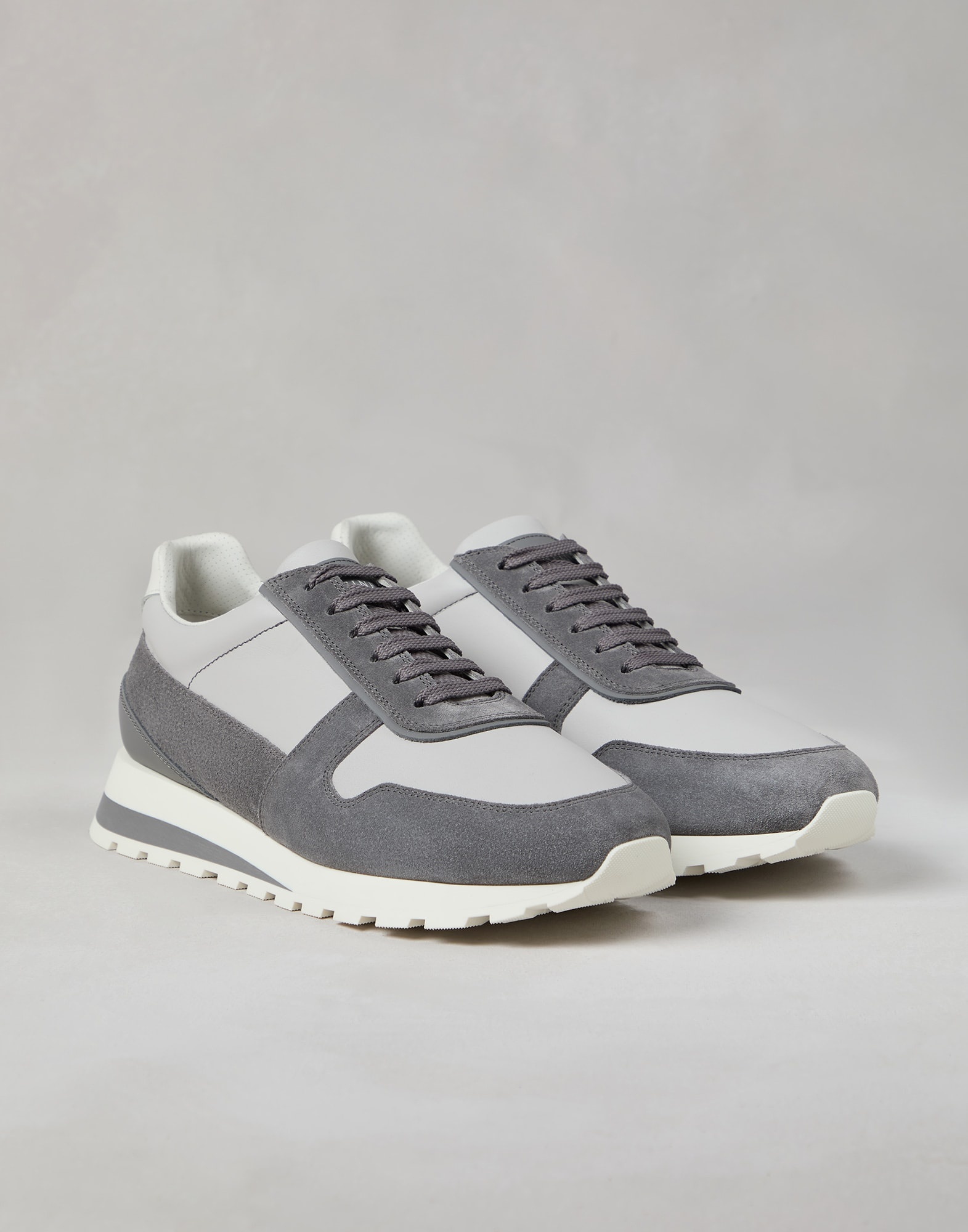 Calfskin and washed suede runners - 1