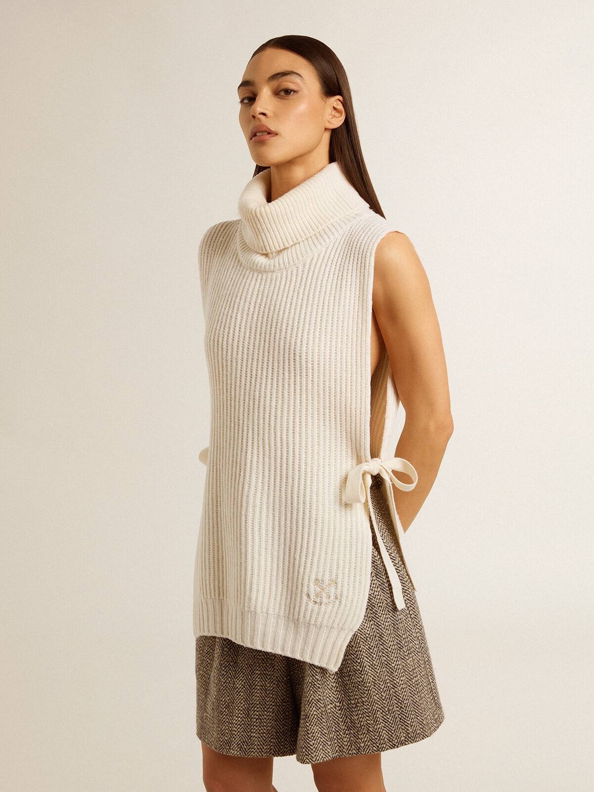 Unisex white high-neck sleeveless sweater in ribbed wool - 3