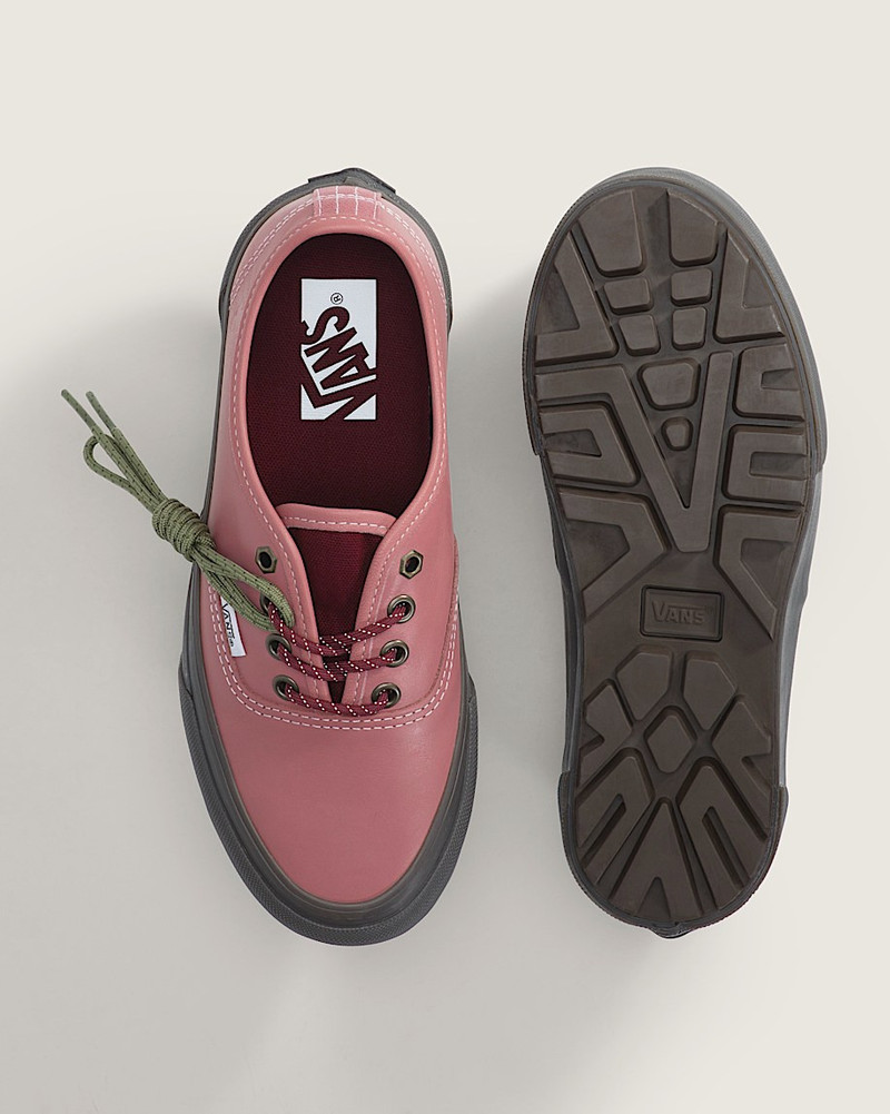 Premium Authentic V-Lug Shoe 3