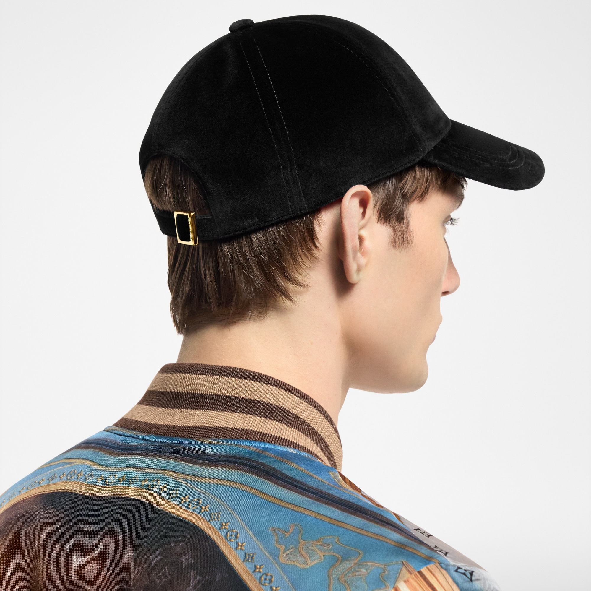 LV Crest Velvet Cap - 5