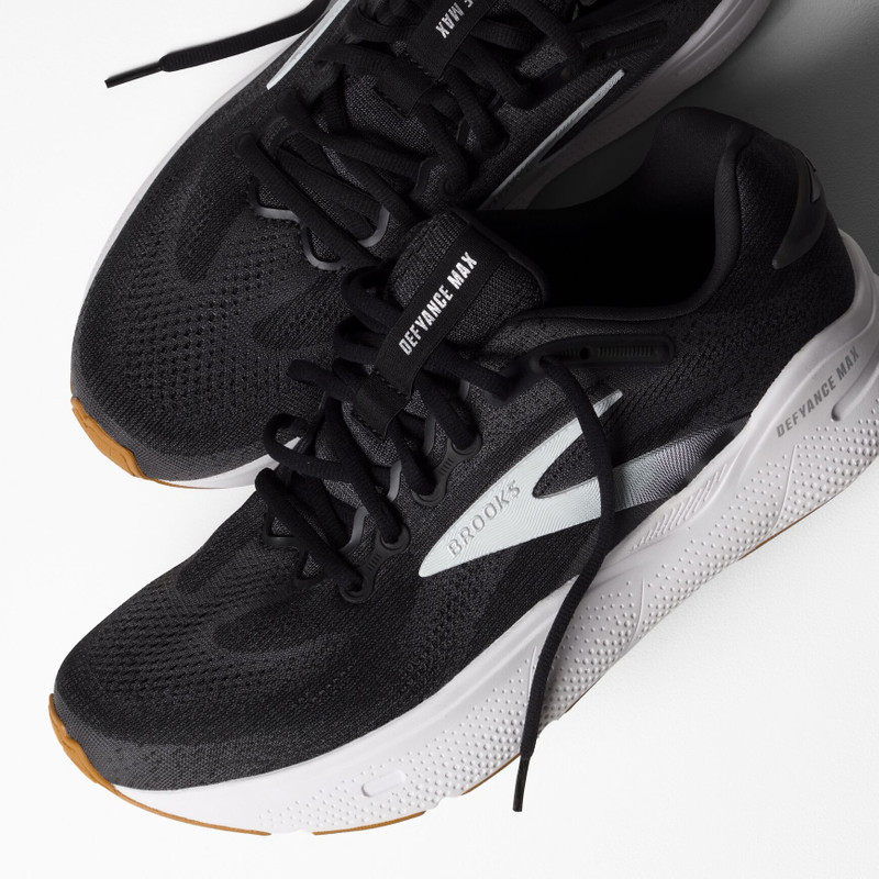 BROOKS Defyance Max outlook
