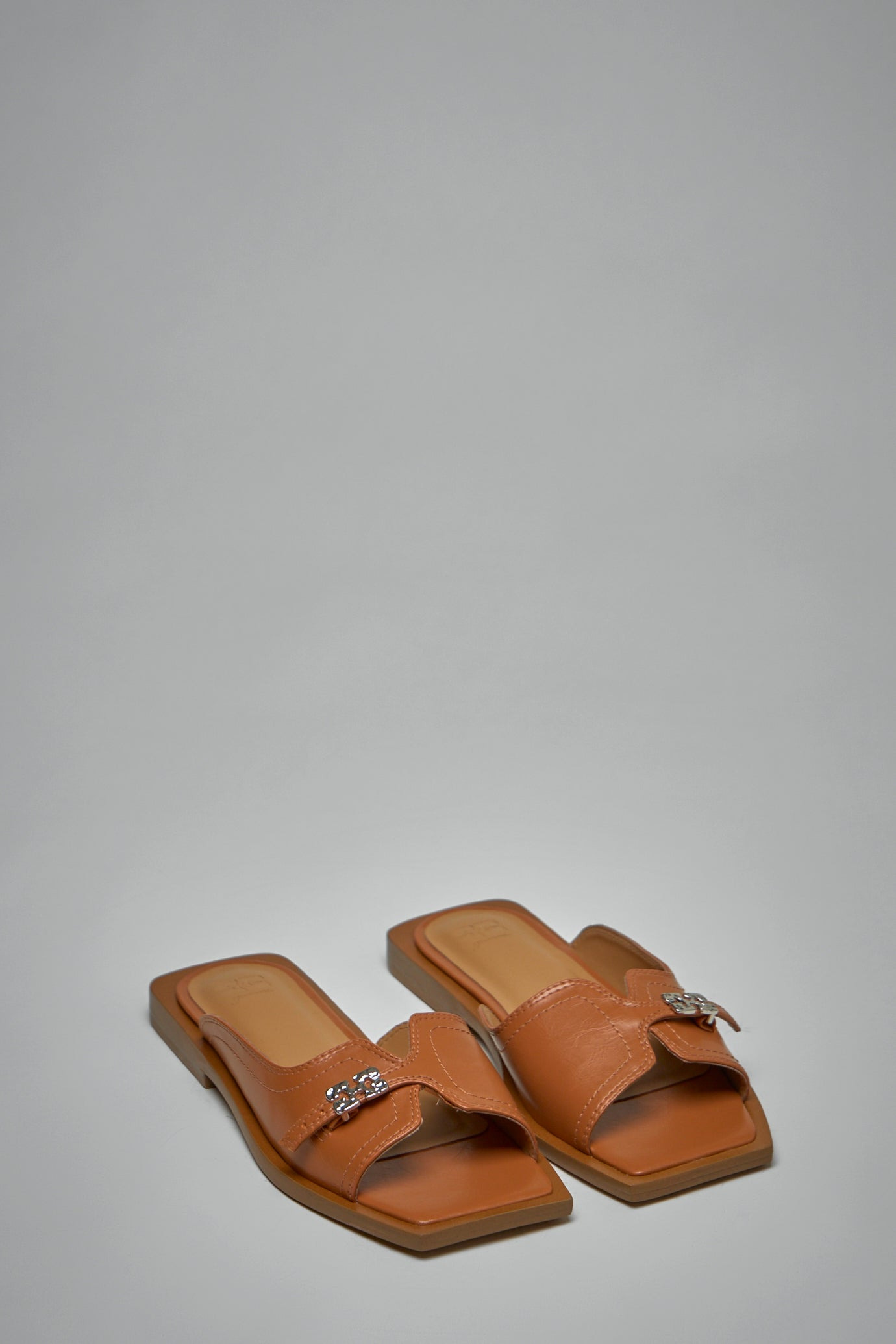 Butterfly Flat Sandal Crinkle Oleatex - 2
