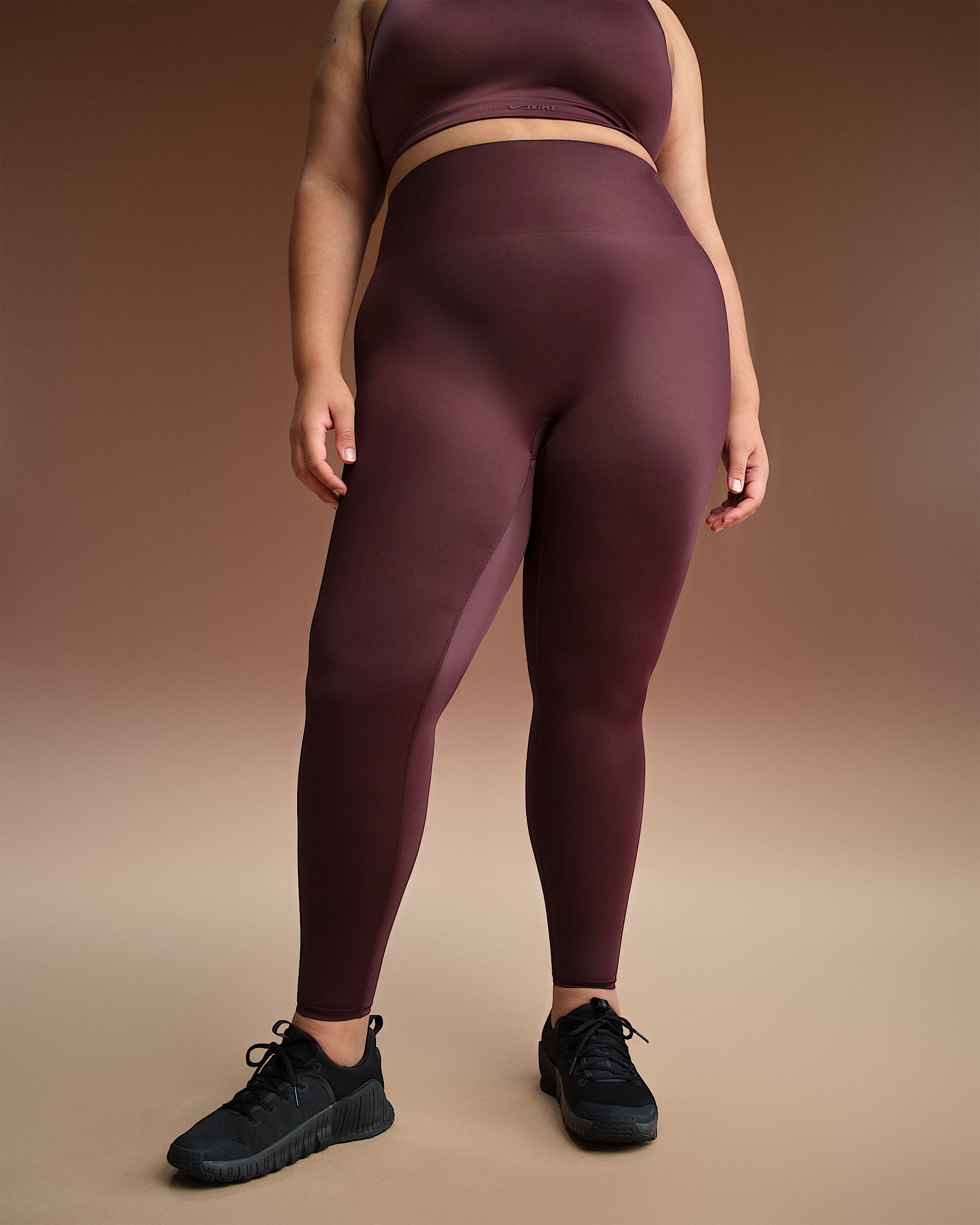 NikeSKIMS Shine Women's High-Waisted Bonded 26" Leggings - 7