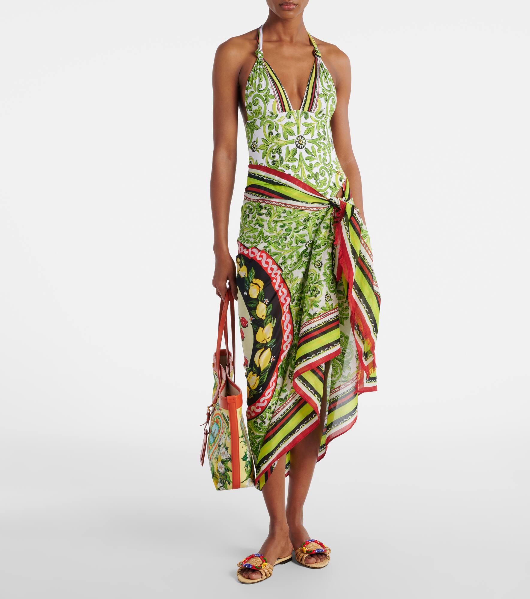 Printed halterneck swimsuit - 6