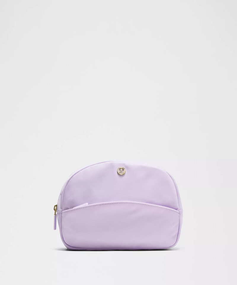 City Essentials Pouch 4L 1