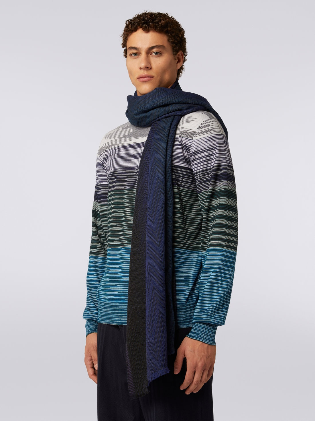 Viscose and wool chevron knit stole with frayed edges - 3