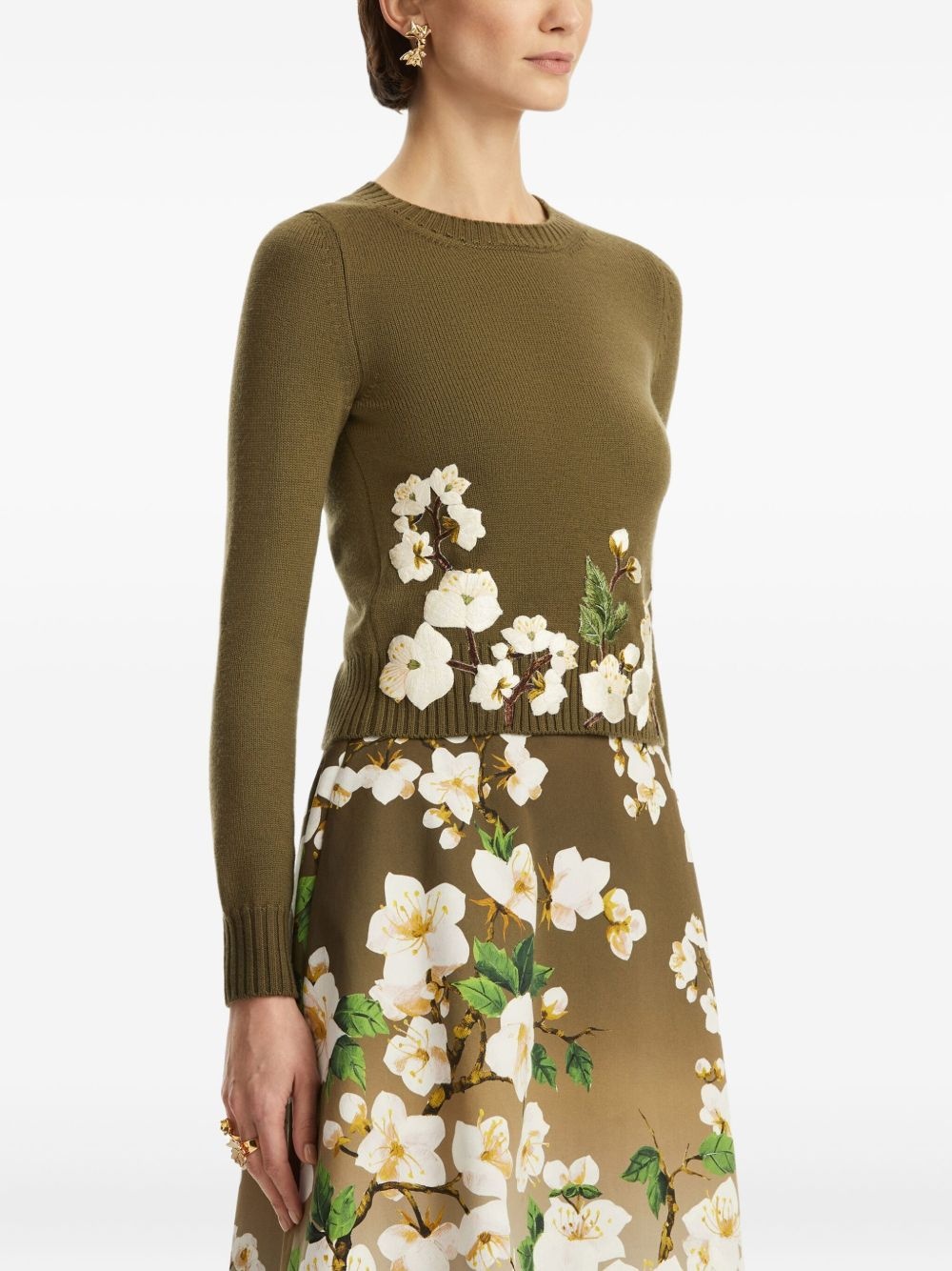 floral-embroidered sweater - 4