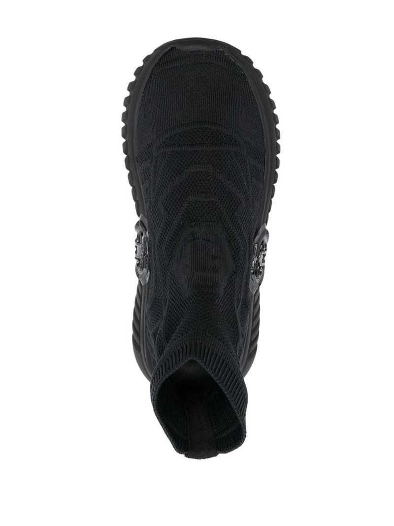 Runner slip-on sneakers 4