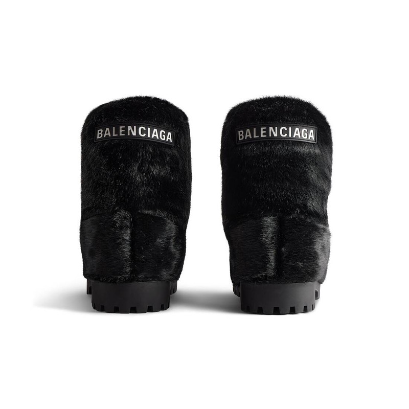 Women's Skiwear - Alaska Low Boot in Black 5