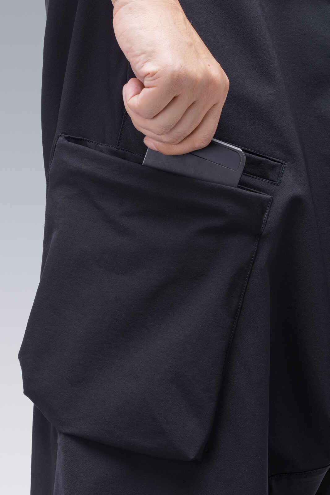 P30A-DS schoeller® Dryskin™ Ultrawide Drawcord Cargo Trouser Black - 26