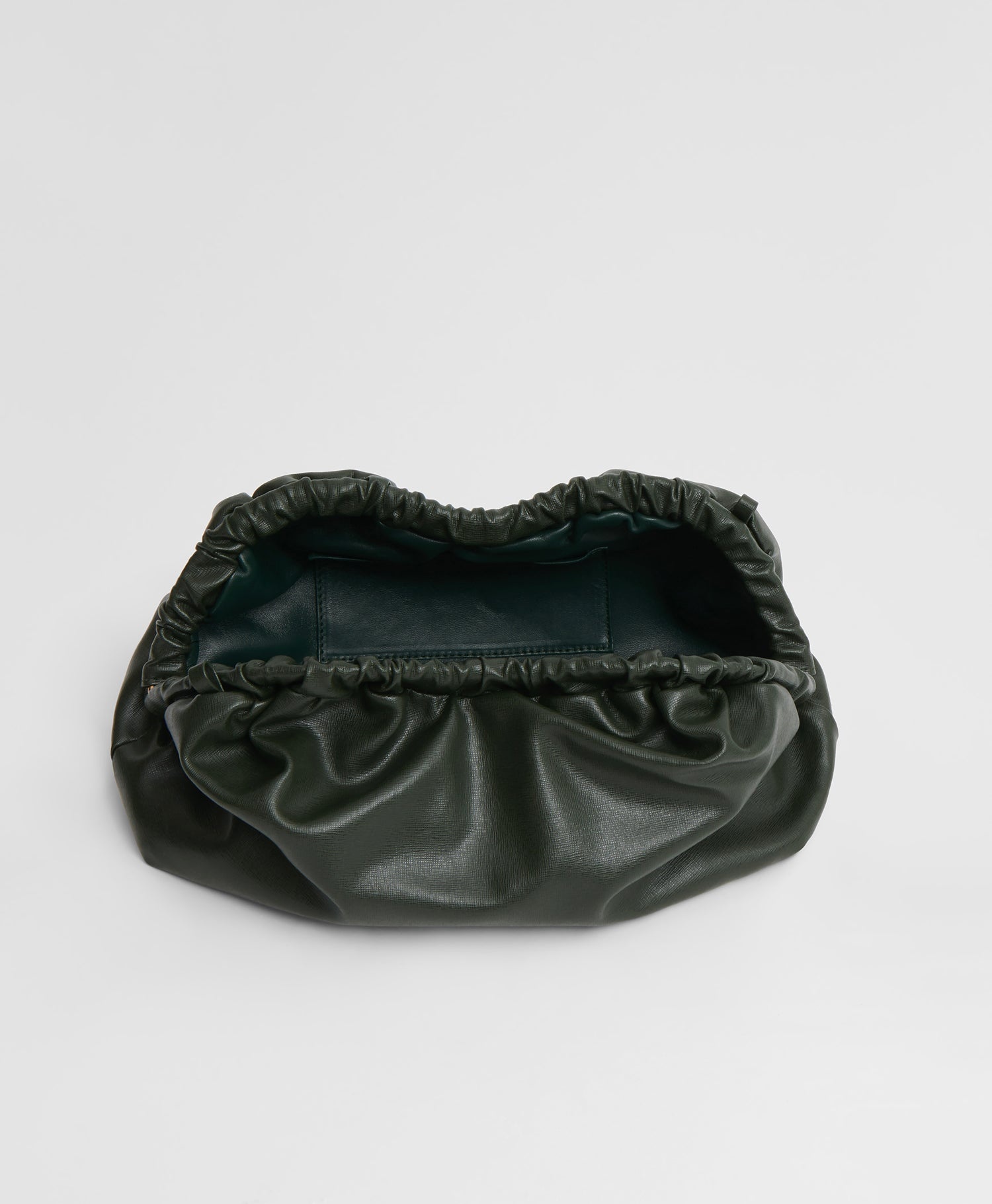 OVERSIZED CLOUD CLUTCH - 4