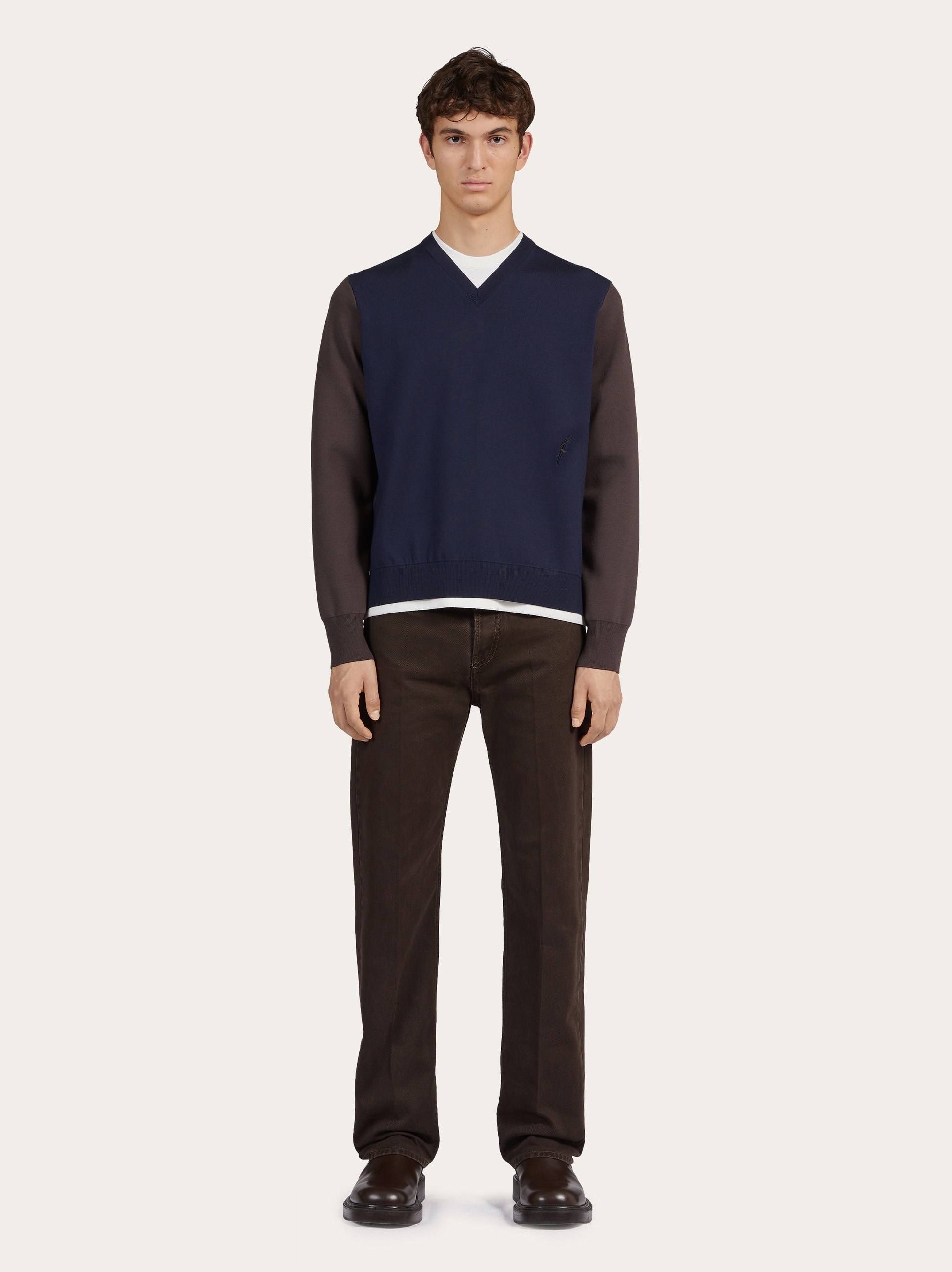 Dual tone V-neck sweater - 5