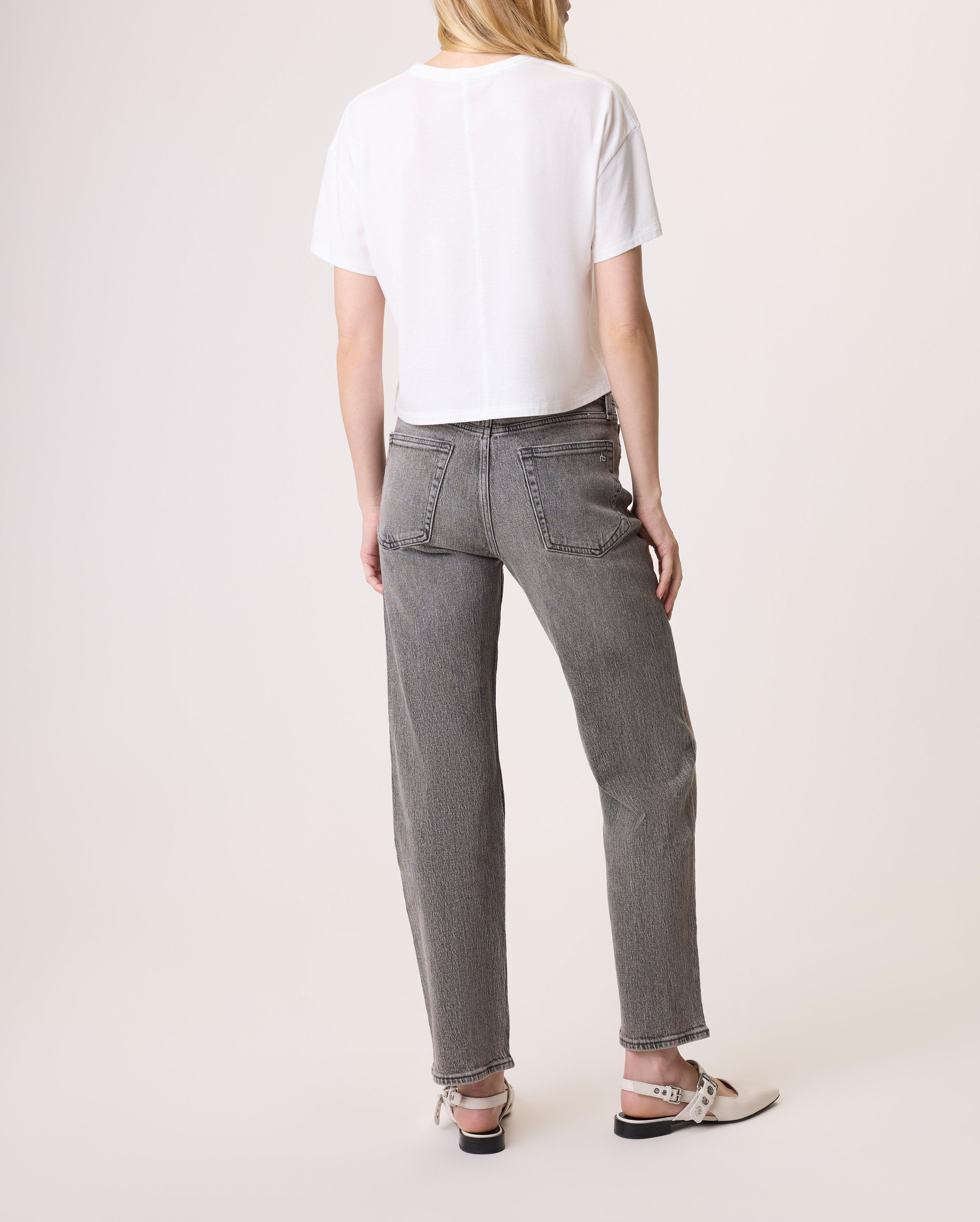 Hattie Ankle Straight Jeans
Vintage Stretch Denim in Grey - 2