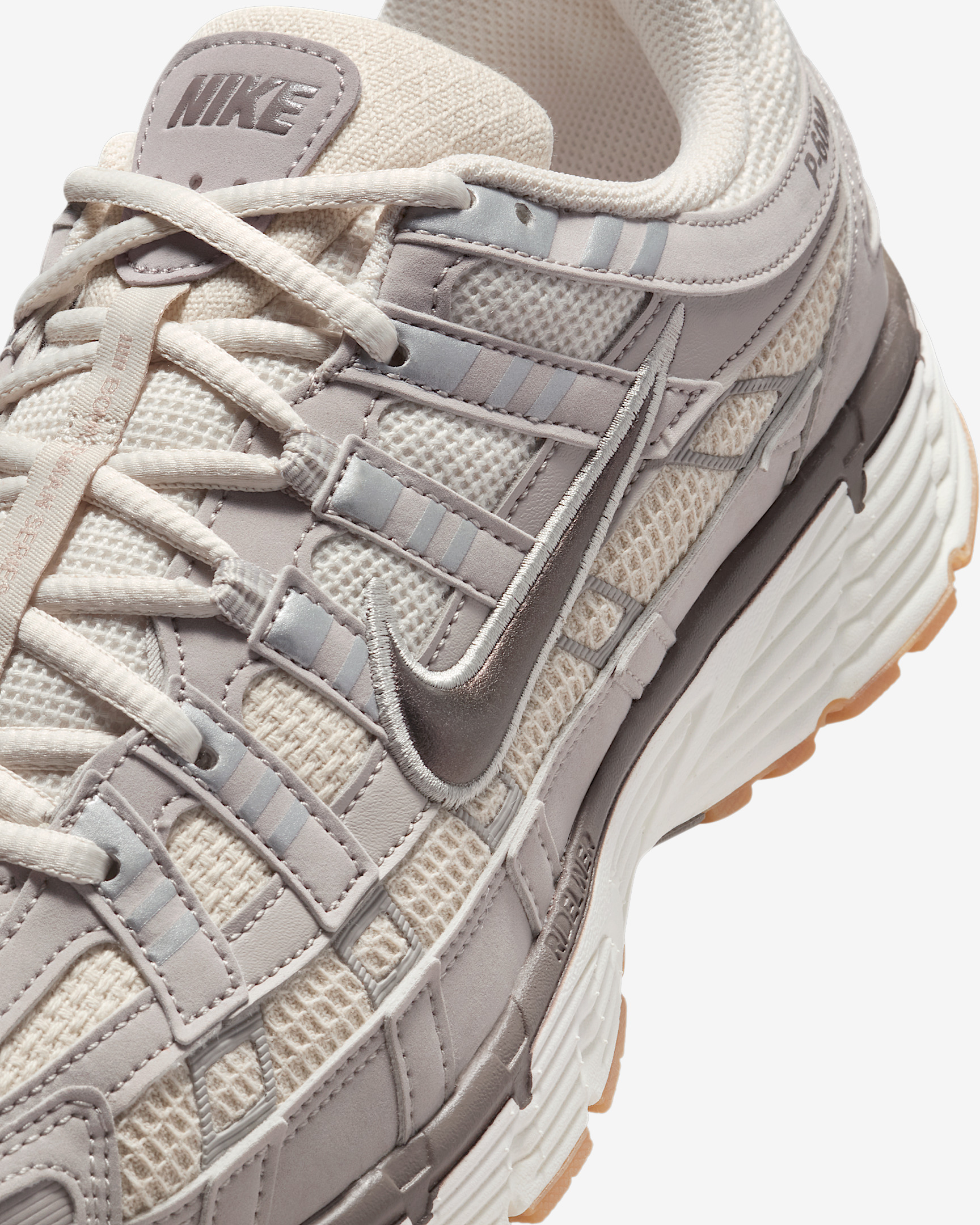 NIKE P-6000 SE Men's Shoes - 7
