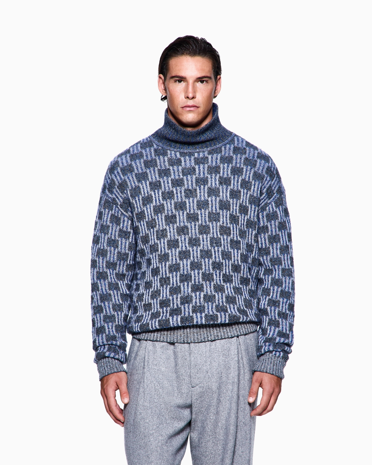 TURTLENECKS - 4