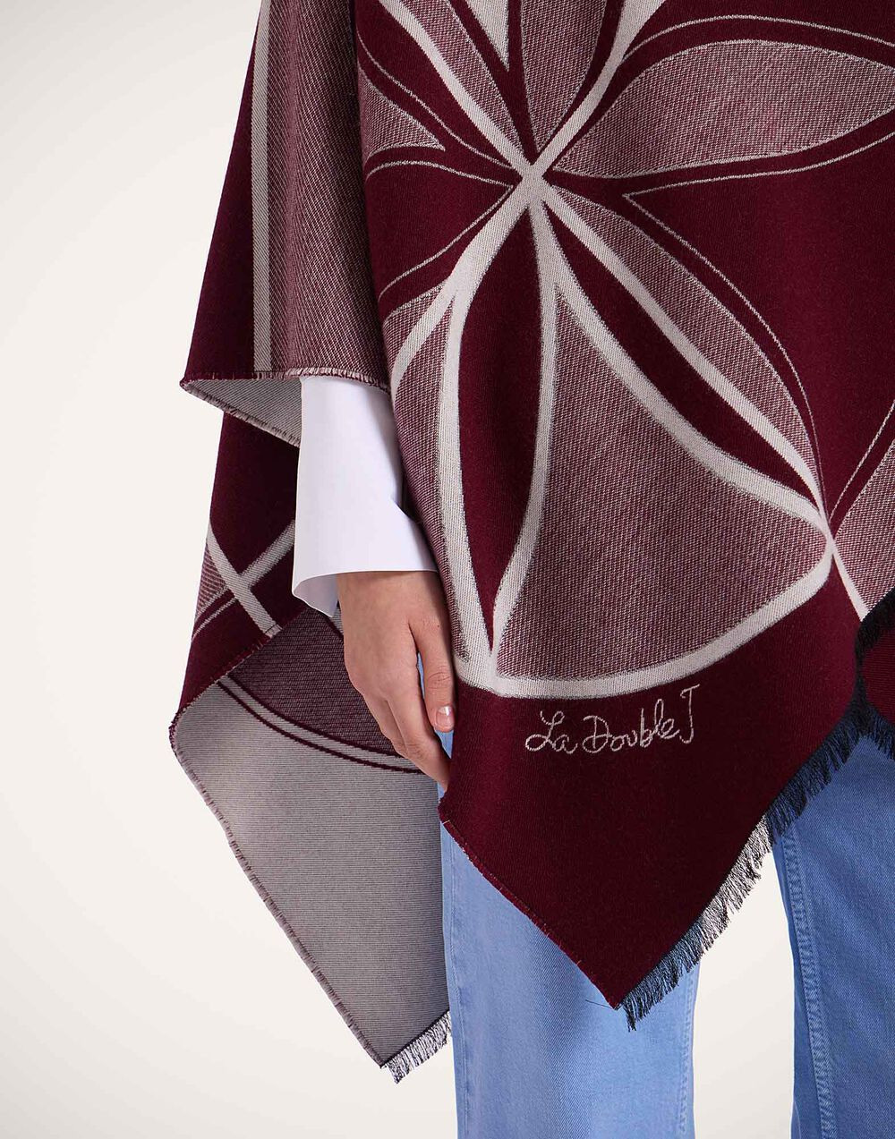 Poncho - 6