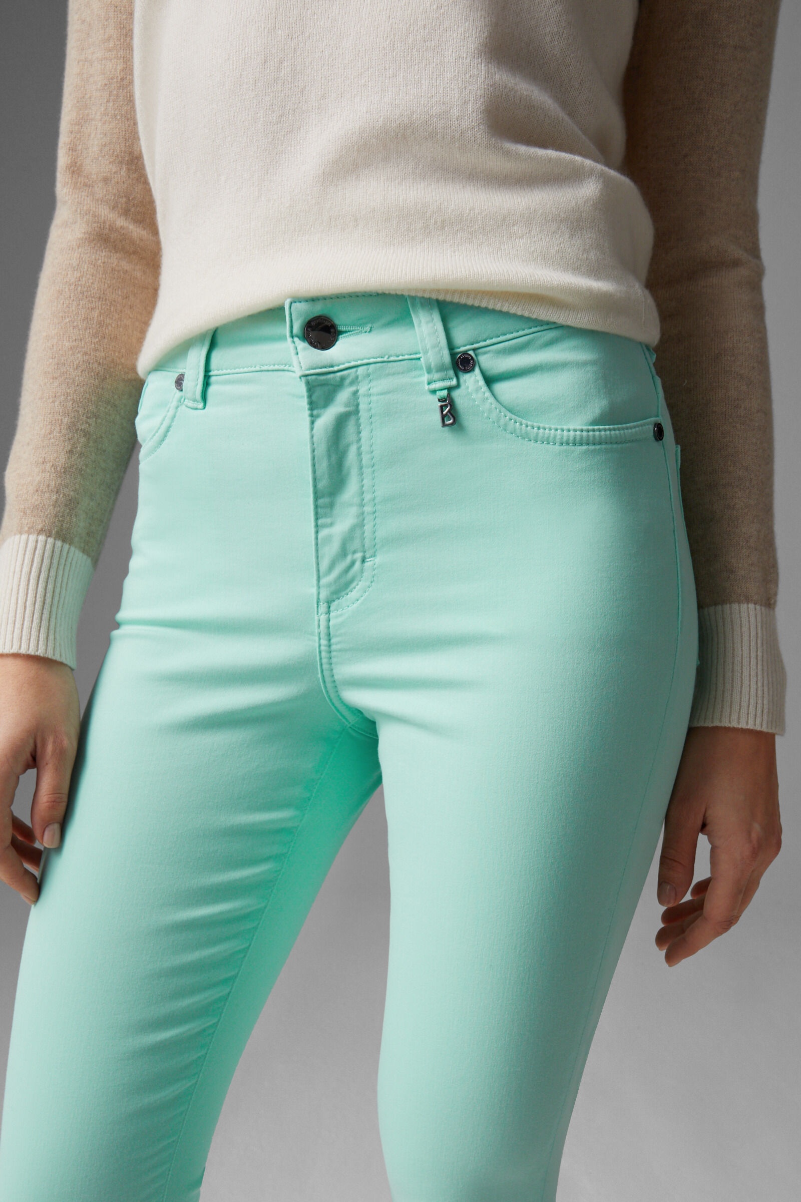 Slim fit Julie 7/8 jeans in Mint - 5